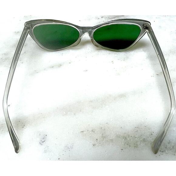 1950’s 1960’s Vintage Cat eye Gray Sunglasses Pearl Green Lens - Picture 6 of 10